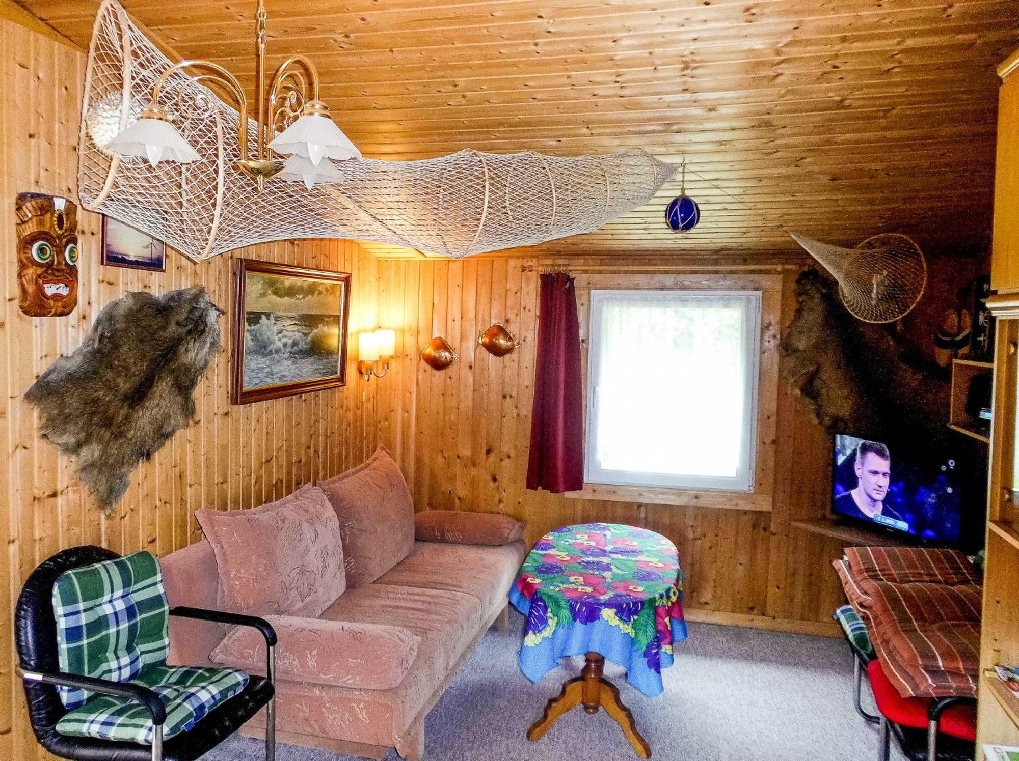 Bungalow Und Ferienwohnung Auf Ruegen Kluis 外观 照片